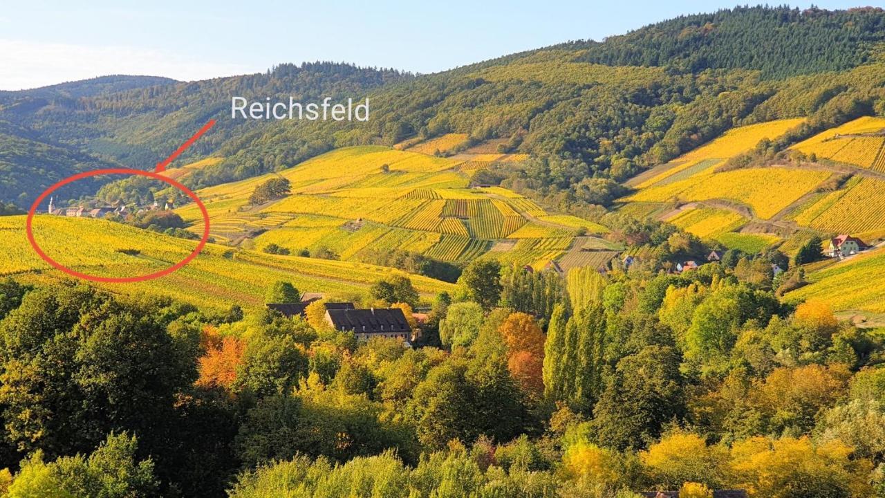 فيلا Janea Deep Red House Reichsfeld المظهر الخارجي الصورة